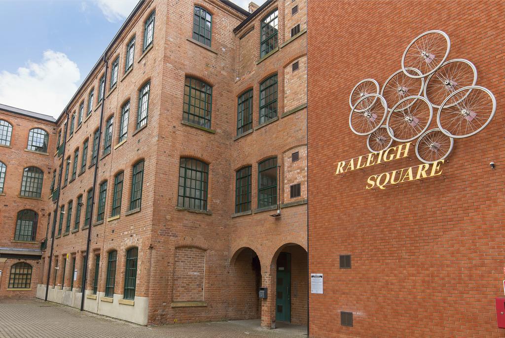 Raleigh Square - 2Br Ground-Floor Apartment In Nottingham Luaran gambar