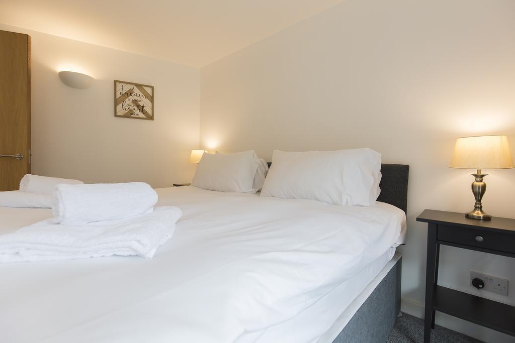 Raleigh Square - 2Br Ground-Floor Apartment In Nottingham Luaran gambar