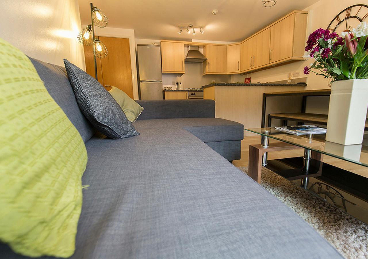 Raleigh Square - 2Br Ground-Floor Apartment In Nottingham Luaran gambar
